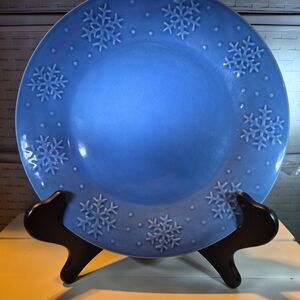 Set of 2 Libbey Dark Blue Snowflake Dinner Plates